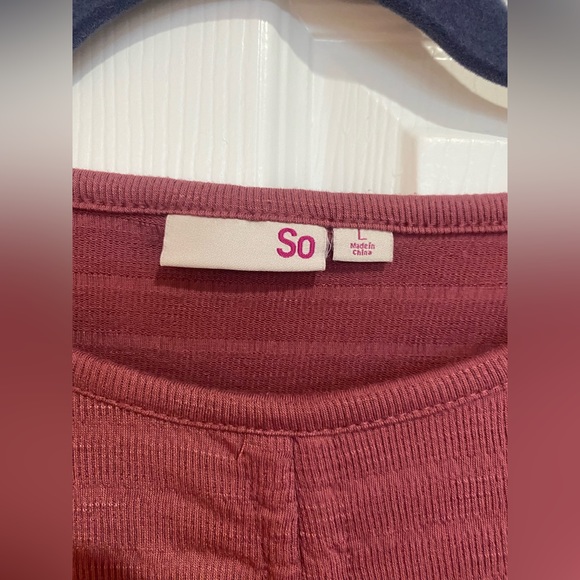 Deep pink, cropped sweater with gathered front detail - Picture 4 of 5